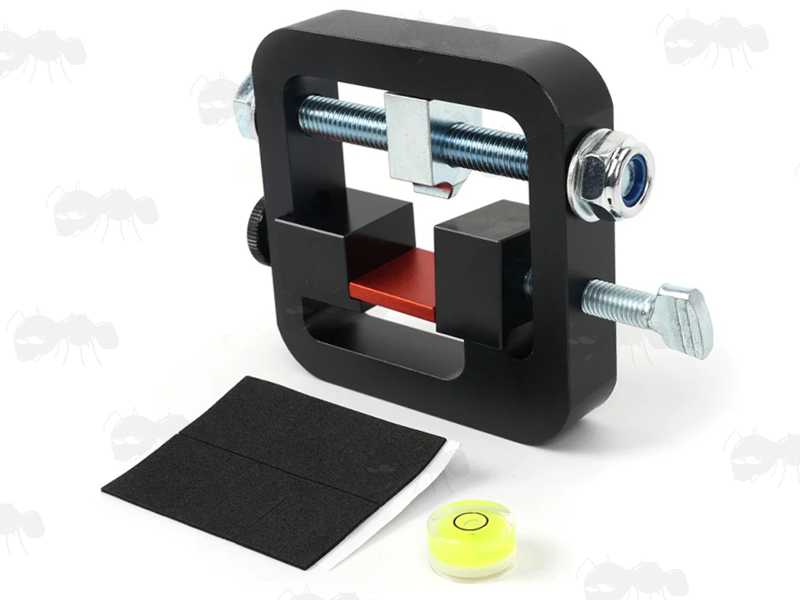 Universal Pistol Rear Sight Windage Adjuster Tool with Six Foam Pads and Flat Top Bubble Spirit Level
