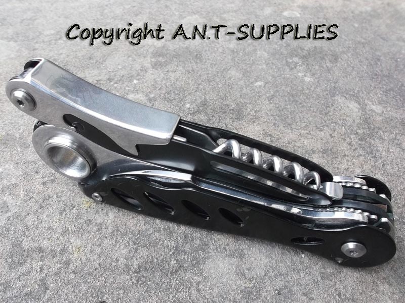 Tekut Large Multi Tool In Closed Folded Position