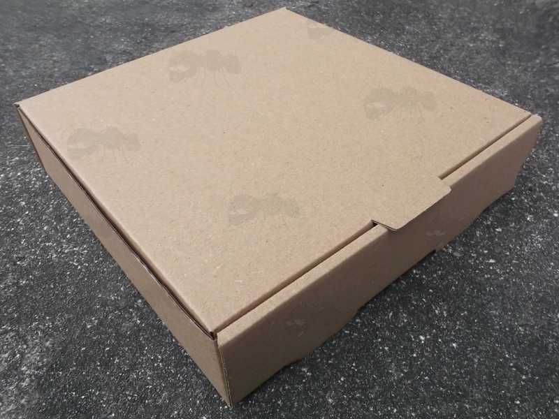 Assembled Brown Cardboard 7 Inch Square Pizza Box with Integral Lid