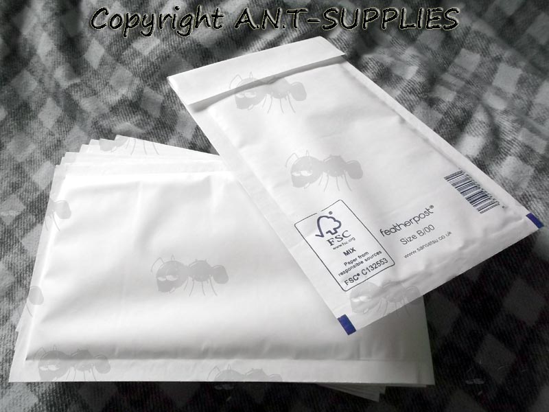 Ten Size B/00 White Sansetsu Featherpost Bubble Padded Envelopes