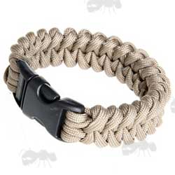 Shark Jaw Bone Stitch Weave Bracelet in Tan Paracord