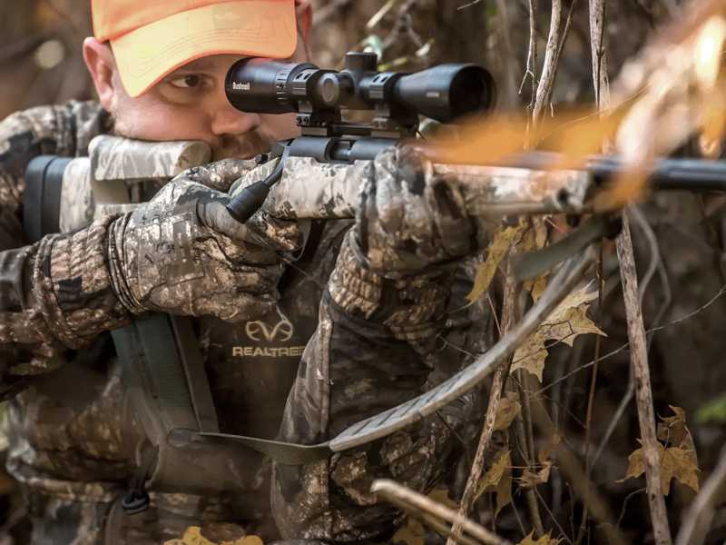 Quake Green Claw Rifle Sling in Use on Rifle