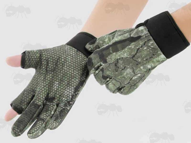 Palm Grip View of The Green Hardwood Camouflage Full Finger Hunting Gloves