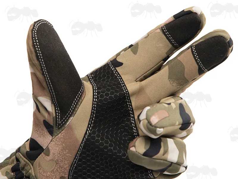 Multicamo Full Finger Hunting Gloves with Touchscreen Sensitive Pads on The Thumb and Index and Middle Finger