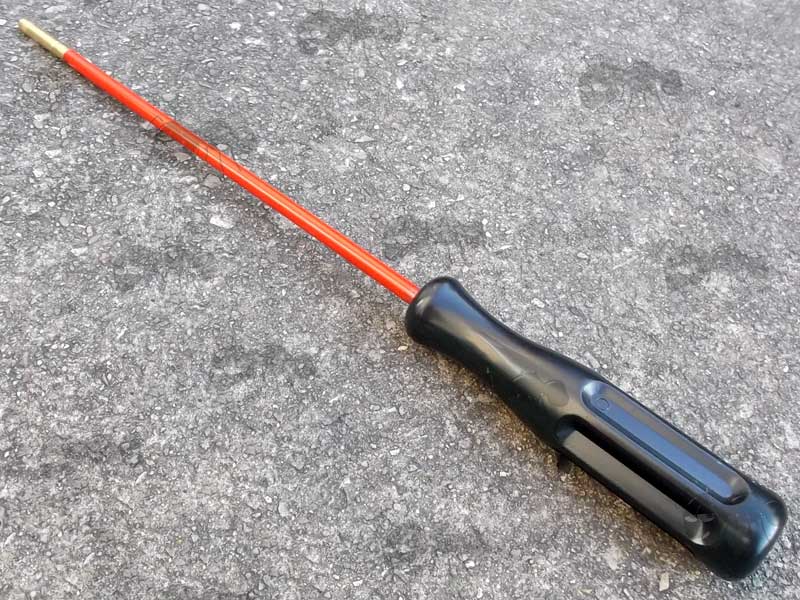Rotating Black Plastic Handle One Piece Steel Pistol Barrel Cleaning Rod with Red PVC Protective Coating