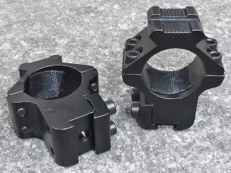 Rambo Medium-Profile Double Clamped 30mm Scope Ring for Dovetail Rails with Rail Head