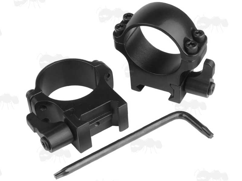 Double Clamped Medium Profile 30mm Diameter Steel Scope Rings with Lever Lock for Weaver Rails