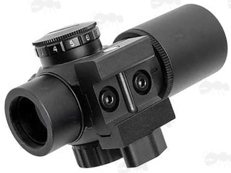 Base Weaver / Picatinny View on The AnTac Compact 1x20e Prism Rifle Scope