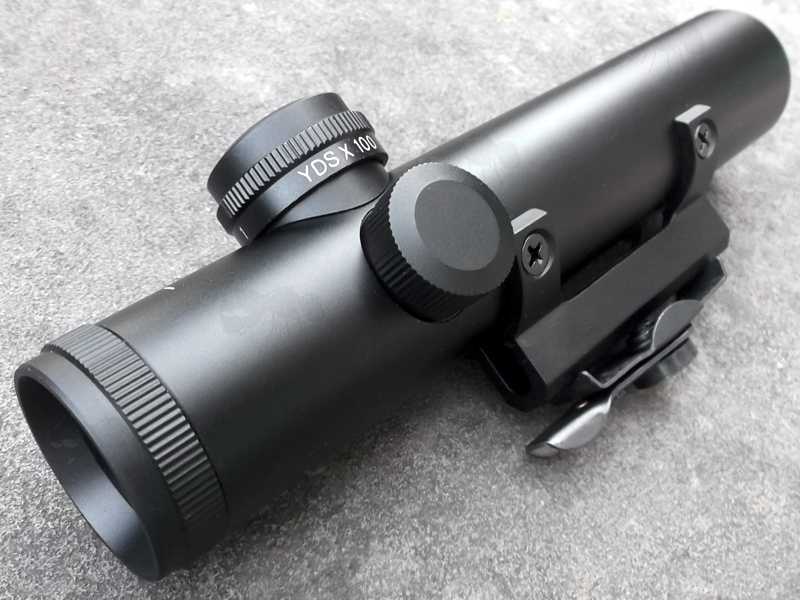 Right Side View of The M4 / M16 Carry Handle 4x20mm Scope