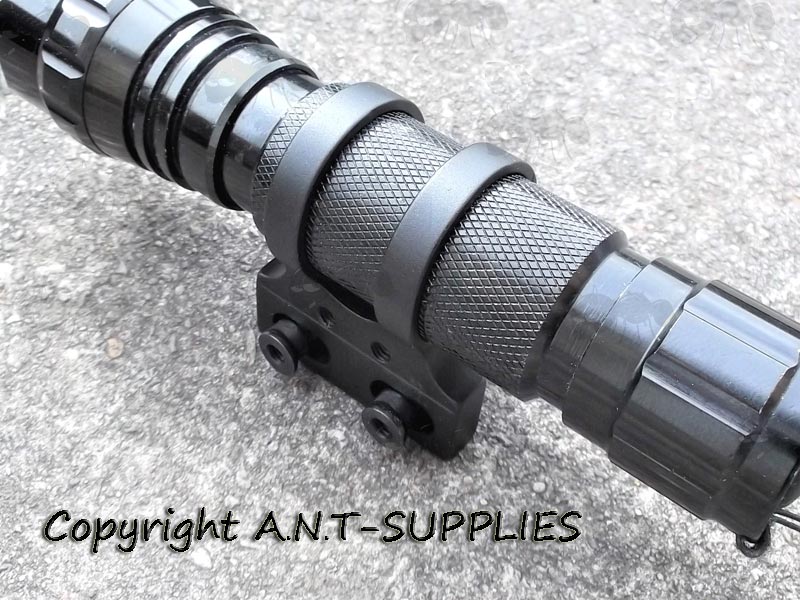 KeyMod Handguard Fitting 25mm Torch / Laser Sight Mount with Torch Fitted